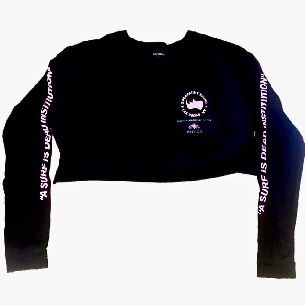 Y2K Cropped Surf is Dead Spearmint Rhino Las Vegas Long Sleeve Graphic